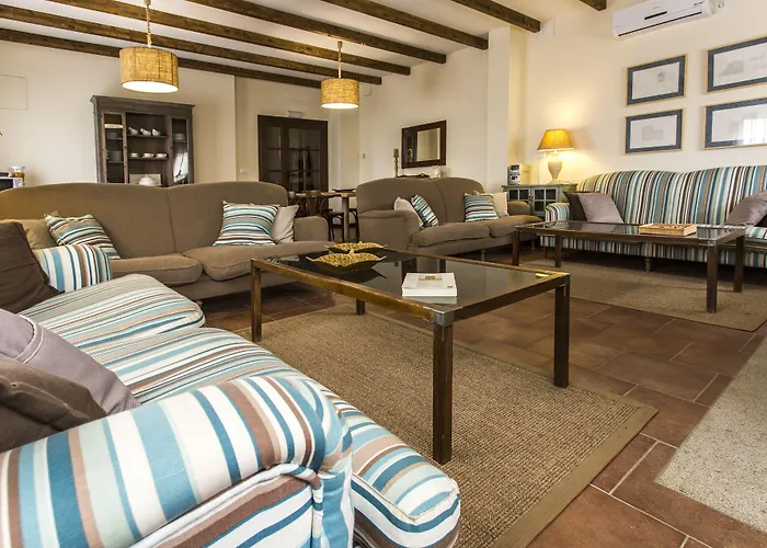 La Huerta De Nogales 3*