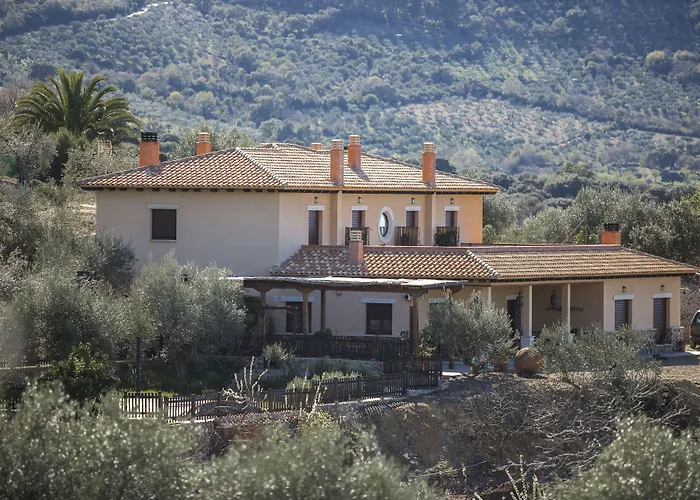 La Huerta De Nogales Resort 3*